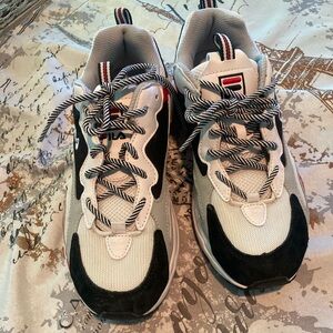 Fila Women’s White, Black, and Red Athletic Shoes Size 9 Previously Owned